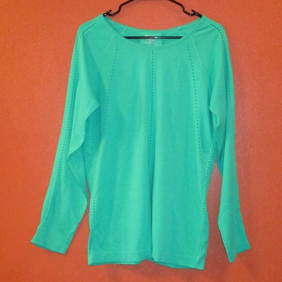 Athleta Woman X Large Green Long Sleeve Soft Warm Comfortable Outdoors Shirt - Picture 1 of 7